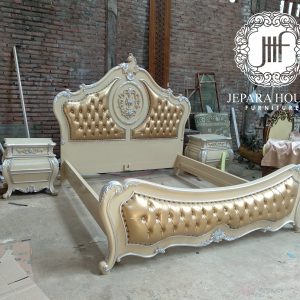 https://jeparahousefurniture.com/wp-content/uploads/2023/01/Tempat-Tidur-Ukiran-Furniture-Terbaru-2023.jpeg